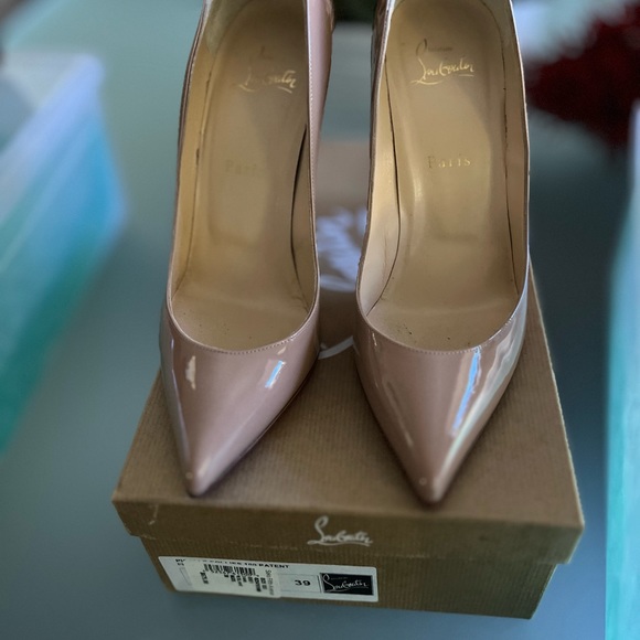 Authentic size 39 - Picture 2 of 2